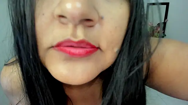 Adele Sweett online show from 23, 12, 2025