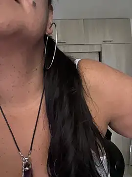 Adele Sweett online show from 13, 7, 2026