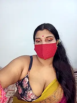 Snapshot of Hot-Angel_ chatting on 4, 10, 2025 Hot-Angel  online show from 4, 10, 2025