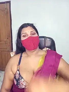 Snapshot of Hot-Angel_ chatting on 23, 10, 2025 Hot-Angel  online show from 23, 10, 2025