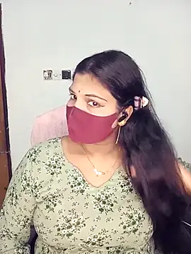 Snapshot of Hot-Angel_ chatting on 4, 11, 2025 Hot-Angel online show from 4, 11, 2025