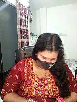 Snapshot of Hot-Angel_ chatting on 5, 1, 2026 Hot-Angel online show from 5, 1, 2026