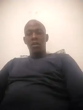 Snapshot of zuludog chatting on 15, 6, 2026 zuludog online show from 15, 6, 2026