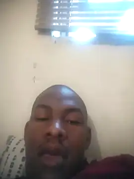 Snapshot of zuludog chatting on 12, 7, 2026 zuludog online show from 12, 7, 2026