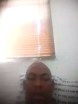Snapshot of zuludog chatting on 28, 7, 2026 zuludog online show from 28, 7, 2026