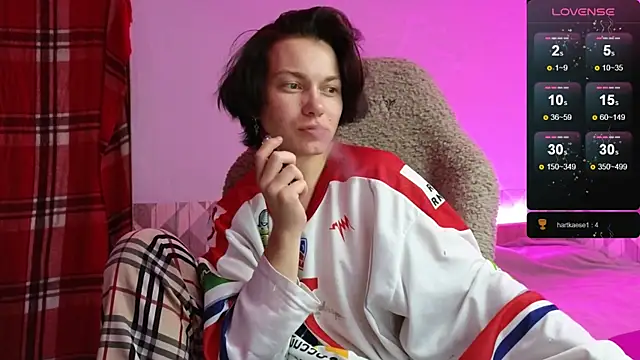 esajukyy online show from 10, 9, 2025