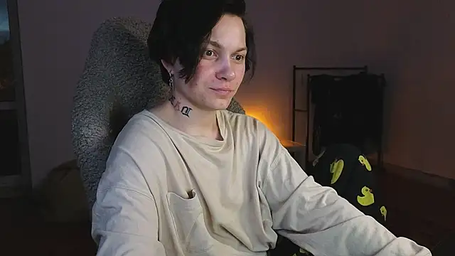 esajukyy online show from 7, 6, 2026