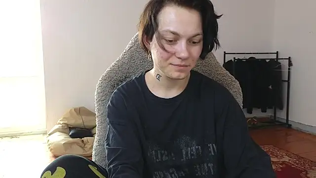 esajukyy online show from 5, 7, 2026