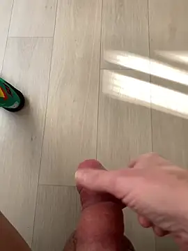 Snapshot of knudelboy2 chatting on 28, 12, 2024 knudelboy2 online show from 28, 12, 2024