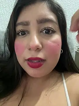 Savinneexotic online show from 9, 8, 2026