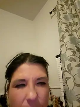 Snapshot of Neveah6 chatting on 25, 12, 2024 Neveah6 online show from 25, 12, 2024