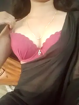 Snapshot of sexyriya_008 chatting on 18, 12, 2024 sexyriya 008 online show from 18, 12, 2024