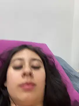 Zoee t online show from 14, 2, 2025