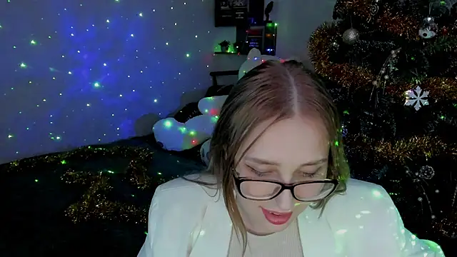 Snapshot of LinaTruly chatting on 30, 12, 2024 LinaTruly online show from 30, 12, 2024