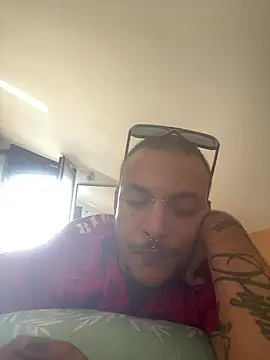 Snapshot of FTM98xxx chatting on 9, 7, 2026 FTM98xxx online show from 9, 7, 2026