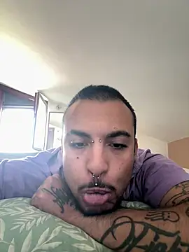 Snapshot of FTM98xxx chatting on 22, 7, 2026 FTM98xxx online show from 22, 7, 2026