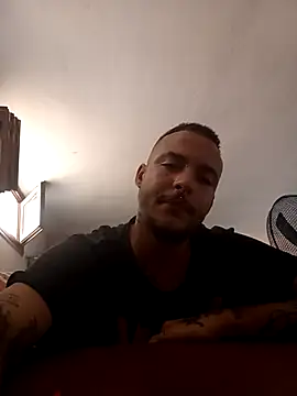 Snapshot of FTM98xxx chatting on 28, 7, 2026 FTM98xxx online show from 28, 7, 2026