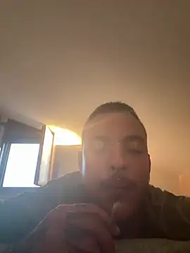 Snapshot of FTM98xxx chatting on 7, 8, 2026 FTM98xxx online show from 7, 8, 2026