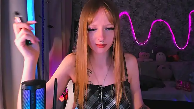 Snapshot of Inma_Lewdness chatting on 12, 12, 2024 Inma Lewdness online show from 12, 12, 2024