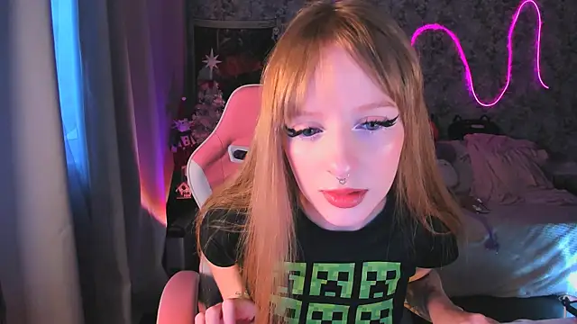 Snapshot of Inma_Lewdness chatting on 19, 1, 2025 Inma Lewdness online show from 19, 1, 2025