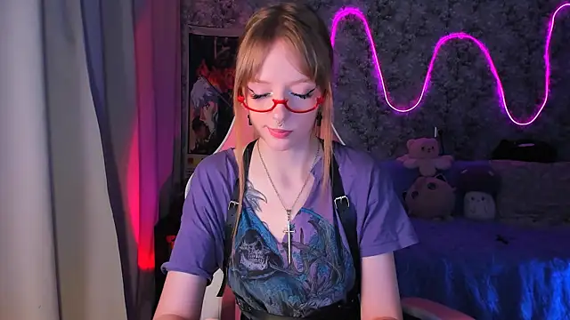 Snapshot of Inma_Lewdness chatting on 26, 1, 2025 Inma Lewdness online show from 26, 1, 2025