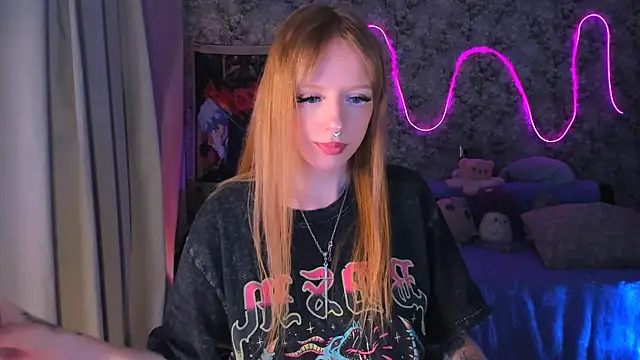 Snapshot of Inma_Lewdness chatting on 9, 2, 2025 Inma Lewdness online show from 9, 2, 2025