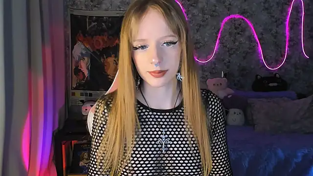 Snapshot of Inma_Lewdness chatting on 27, 2, 2025 Inma Lewdness online show from 27, 2, 2025