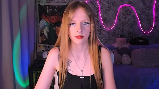 Snapshot of Inma_Lewdness chatting on 6, 3, 2025 Inma Lewdness online show from 6, 3, 2025