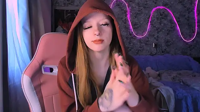 Snapshot of Inma_Lewdness chatting on 20, 3, 2025 Inma Lewdness online show from 20, 3, 2025