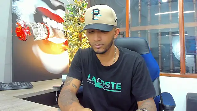 Snapshot of Robin_Rief chatting on 27, 1, 2025 Robin Rief online show from 27, 1, 2025