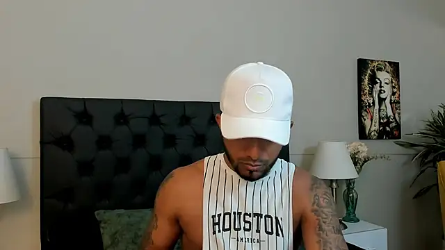 Snapshot of Robin_Rief chatting on 11, 9, 2025 Robin Rief online show from 11, 9, 2025