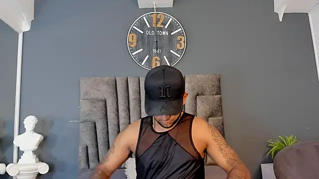 Snapshot of Robin_Rief chatting on 11, 7, 2026 Robin Rief online show from 11, 7, 2026