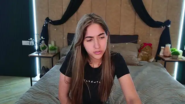 Teresa Stane online show from 19, 2, 2025