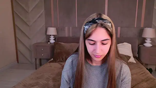 Teresa Stane online show from 7, 3, 2025