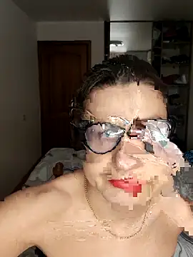 Magic  smile online show from 1, 2, 2025