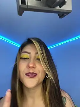 Luna SofiaXX online show from 9, 5, 2026