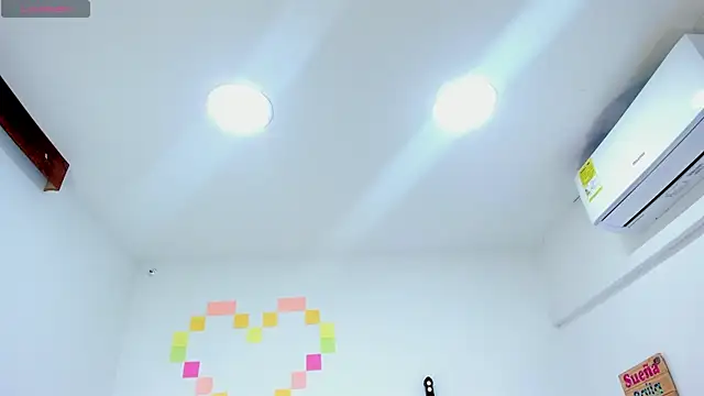 miaa-sofiaa online show from 23, 12, 2024