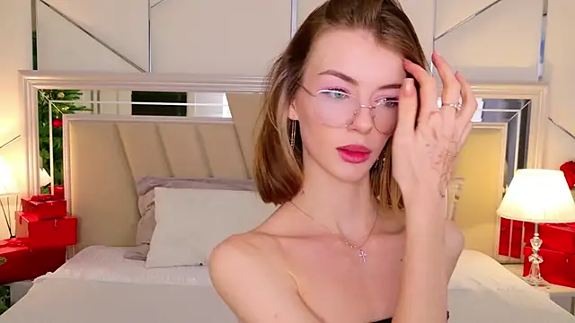 MeganMour online show from 14, 12, 2025