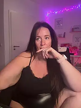 Snapshot of Engel_mia chatting on 26, 7, 2026 Engel mia online show from 26, 7, 2026