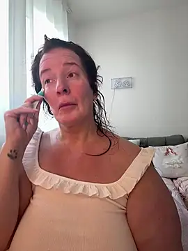 Snapshot of Engel_mia chatting on 27, 7, 2026 Engel mia online show from 27, 7, 2026