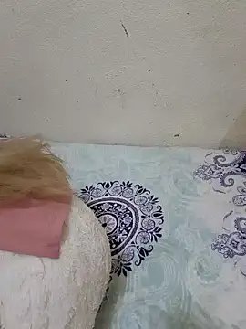 Snapshot of Linda-53 chatting on 1, 2, 2025 Linda-53 online show from 1, 2, 2025