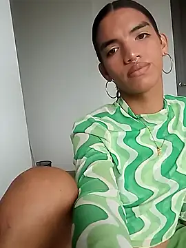 Melody200420 online show from 25, 9, 2025