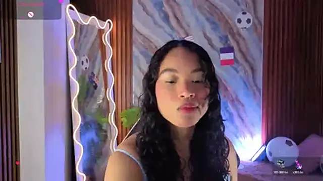 penelope tay1 online show from 19, 6, 2026