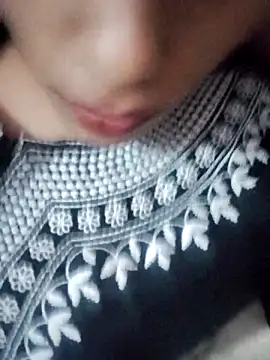 Snapshot of Babby_girl08 chatting on 31, 10, 2025 Babby girl08 online show from 31, 10, 2025