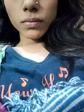 Snapshot of Babby_girl08 chatting on 7, 11, 2025 Babby girl08 online show from 7, 11, 2025