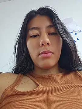 CarlaAlvez online show from 12, 5, 2026