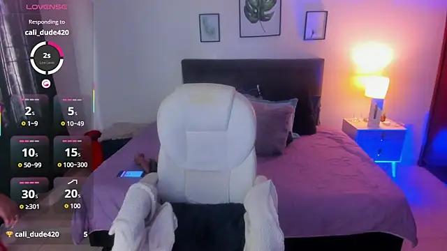 Snapshot of _lara1 chatting on 1, 12, 2025 lara1 online show from 1, 12, 2025