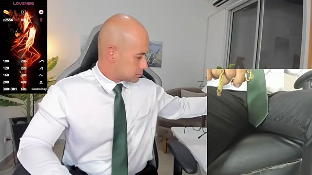 Snapshot of ryan_master_ chatting on 10, 1, 2025 ryan master online show from 10, 1, 2025