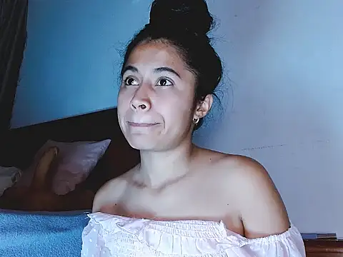 brihanna lena online show from 25, 5, 2026