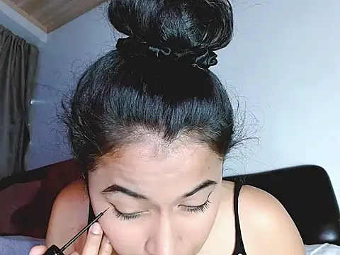 brihanna lena online show from 1, 6, 2026